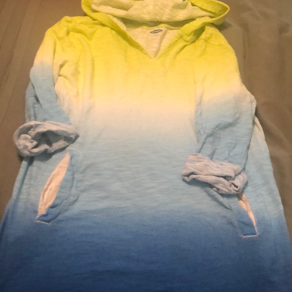 Super cute blue and yellow ombré cover up size 8
